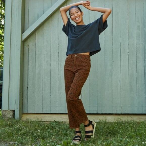 Universal Thread High Rise Vintage Cropped Jeans size 8 NEW - Picture 7 of 9